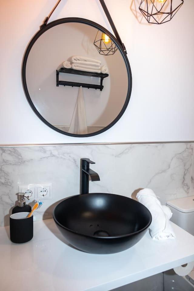 Mrs Casita Tentacion Con Jacuzzi Privado Málaga Exterior foto